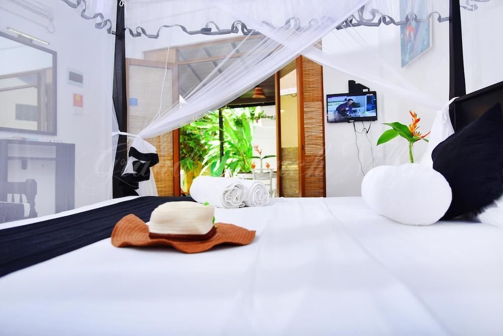Grand Conch Villa