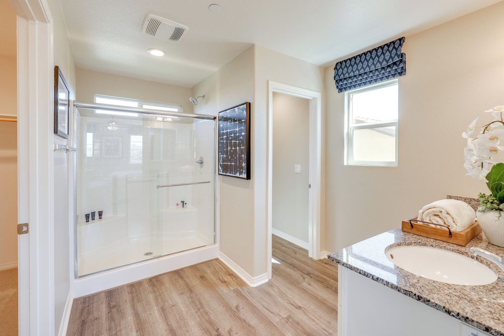 Pool Access & Mtn Views: Family Haven in Beaumont!
