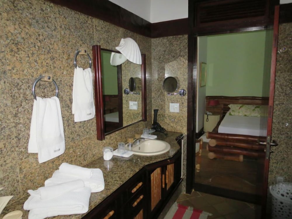 Photo 43