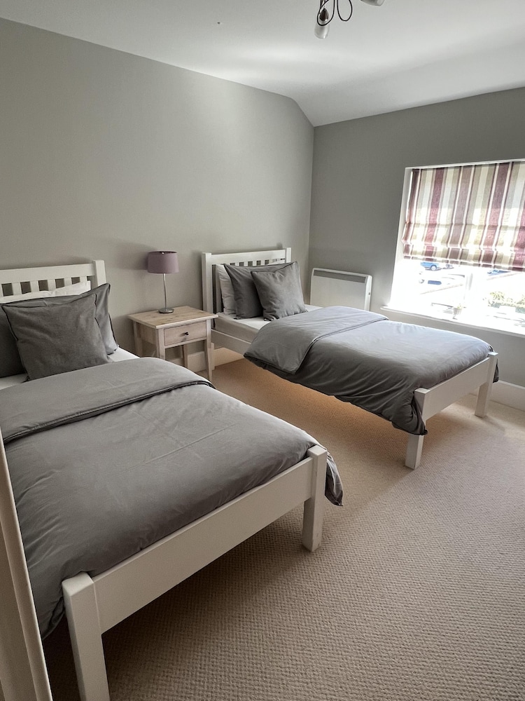 Immaculate 2-bed Apartment in York City Centre view 3