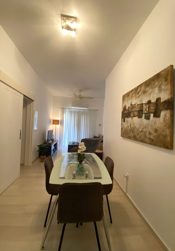 120 TLA - Stay Nest in Tala Apartment