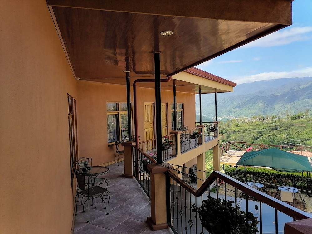 Paraíso Orocay Lodge