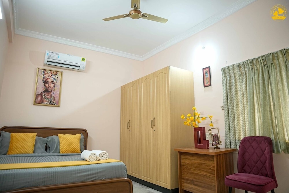 Yellow Bells Residency (Serviced Apartments)