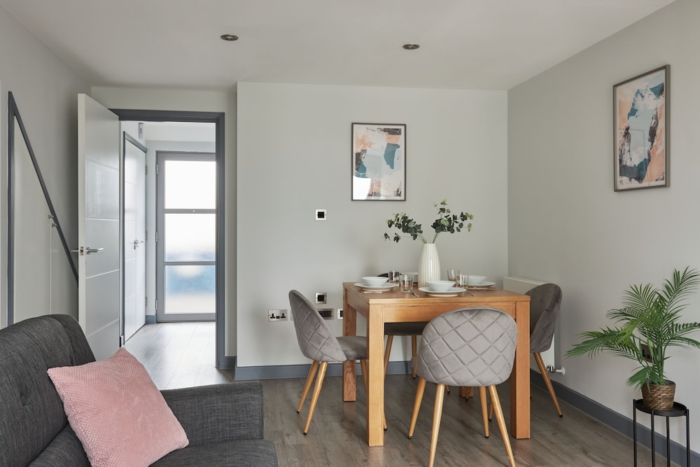 Wembley Stadium by Viridian Apartments view 5