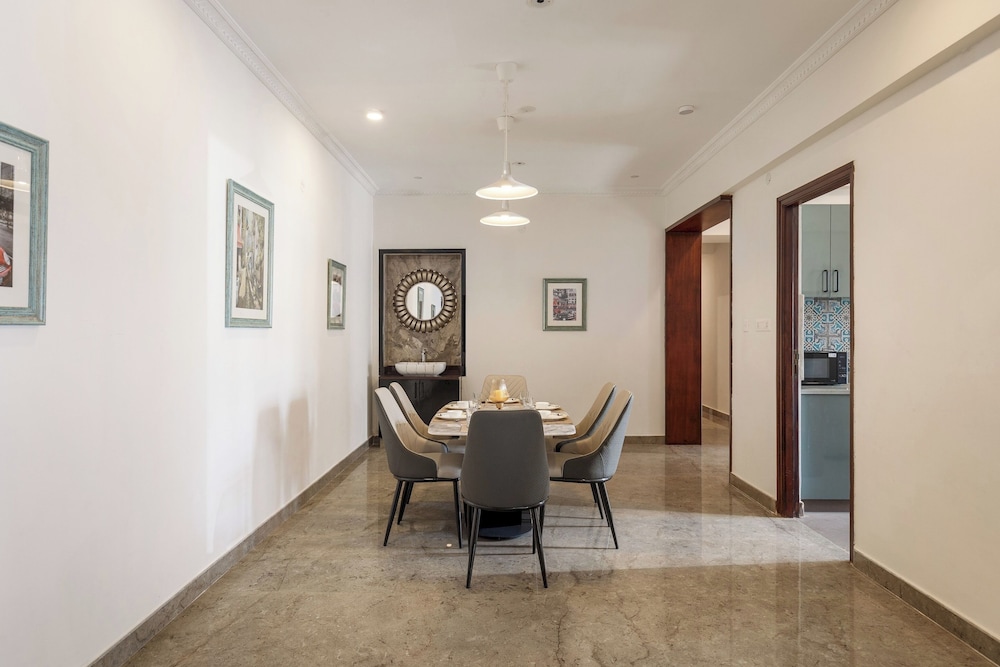 Emerald Apartments by Red Olive
