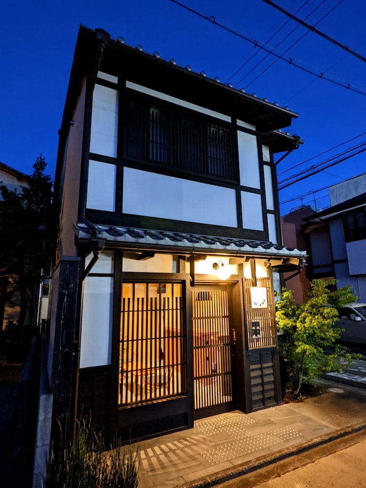 FOUR SEASONS INN KYOTO view 4