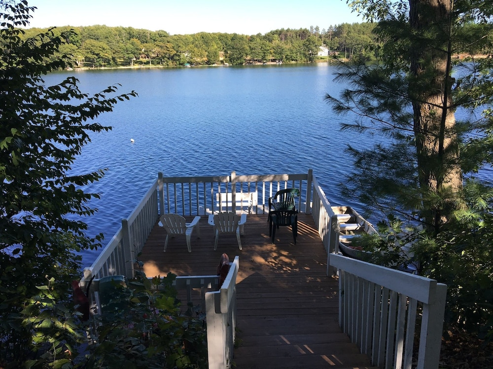 Dixon Lake Resort