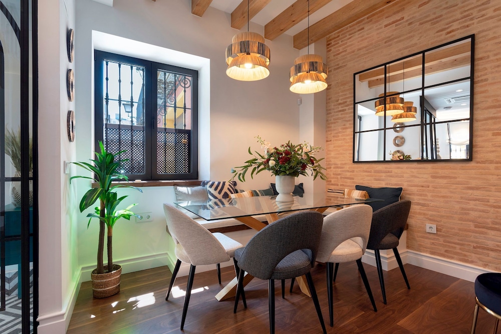 Exclusive Sevillian House With Terrace Casa San Lorenzo