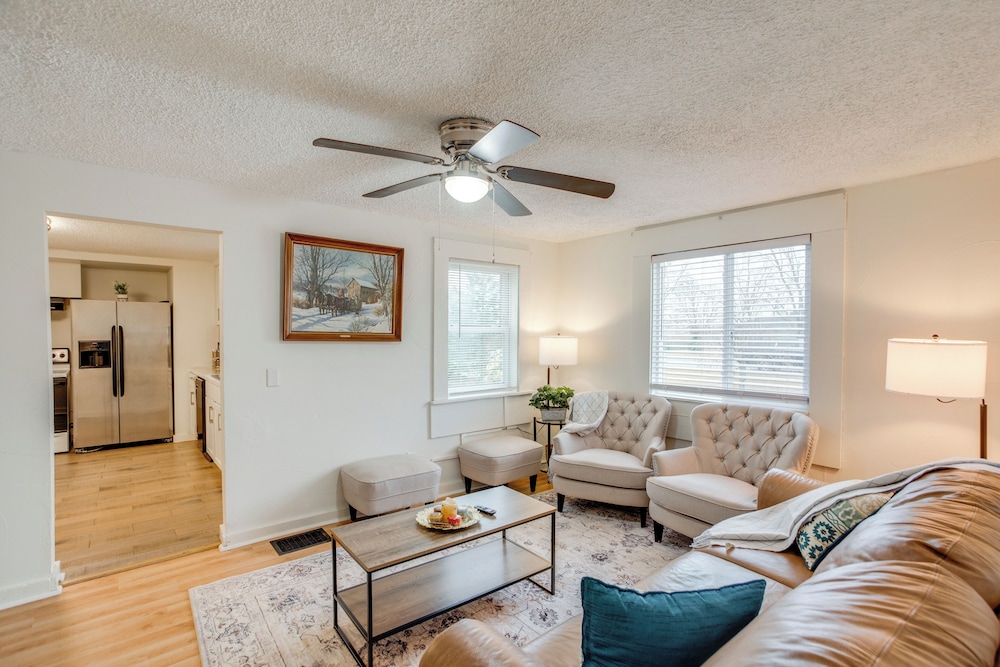 Rural Retreat Near Golf Courses in Ottawa Lake!