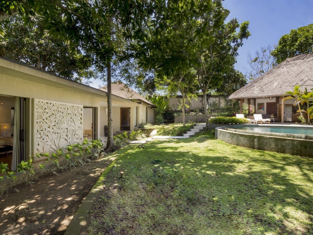Villa Kayu Merah in Pecatu view 3