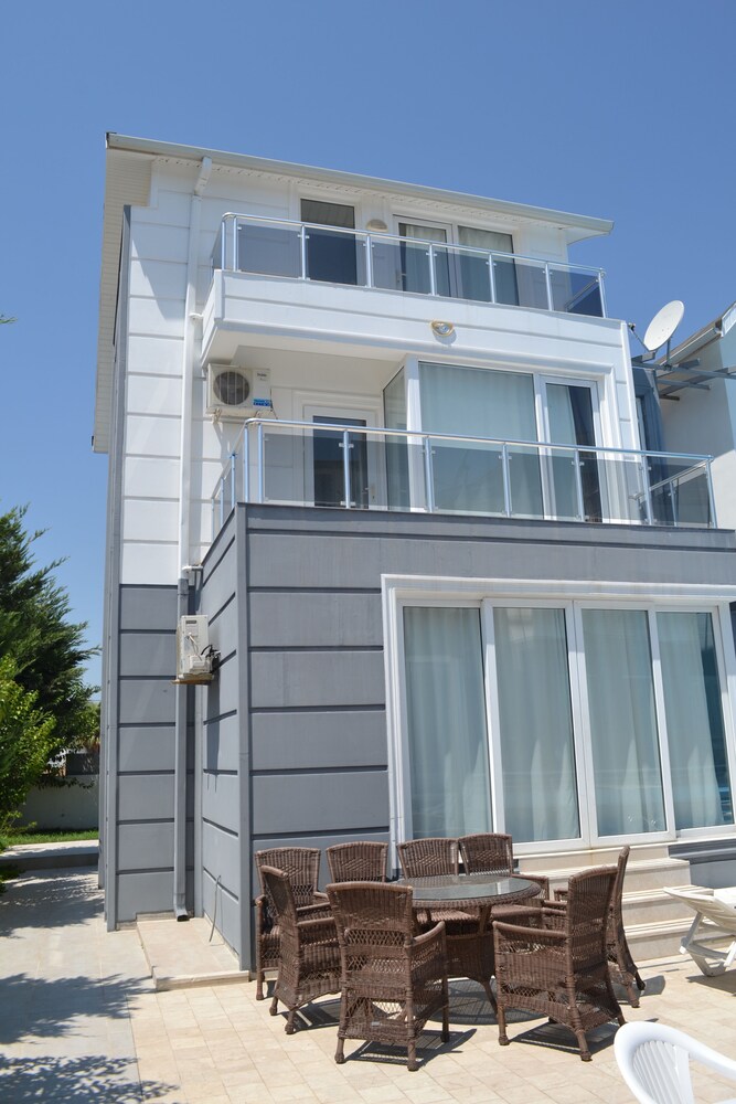 Mermaid Villas Belek 3 bedrooms beach view 5
