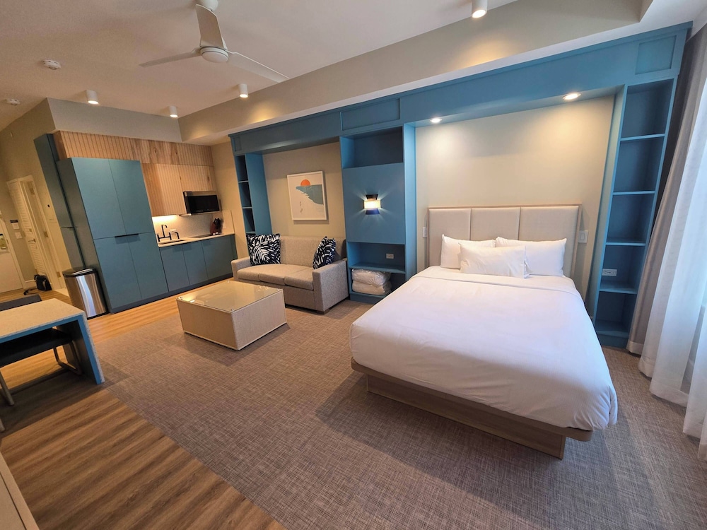Go 29 Margaritaville Studio