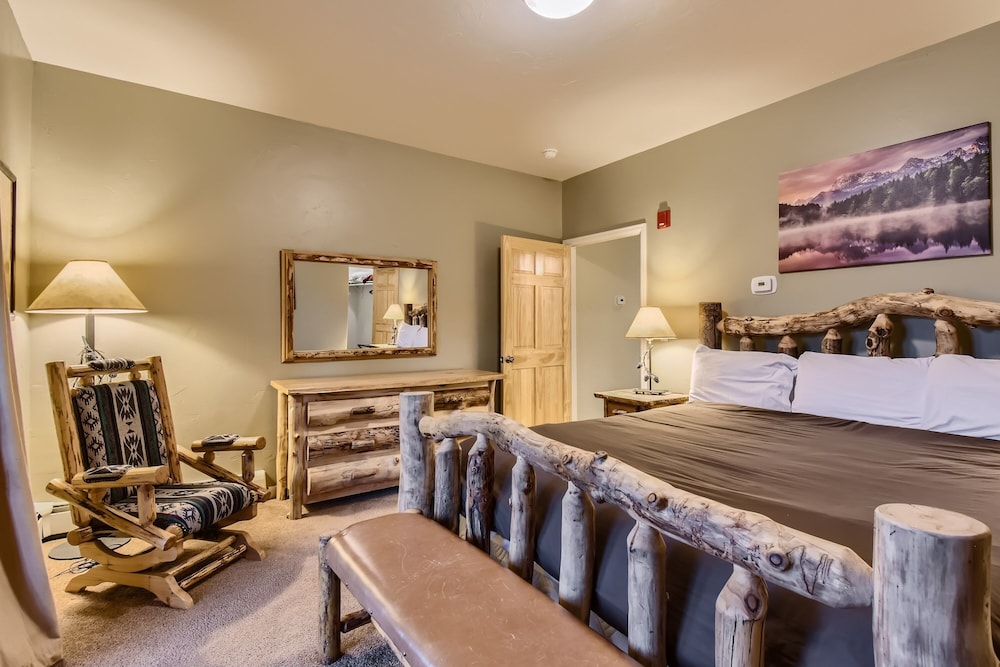 Summit County Vacations - 42 Burgundy 4br 3.5ba 4 Bedroom Townhouse by RedAwning - Property Image 36