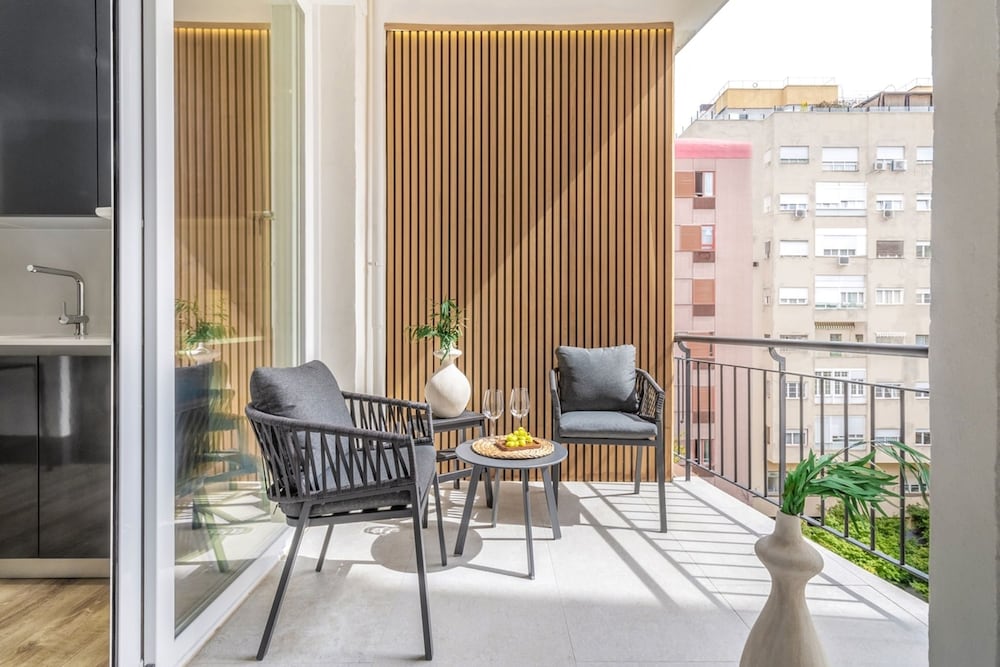 Coquesa - 2 Bedrooms and Terrace in Lista