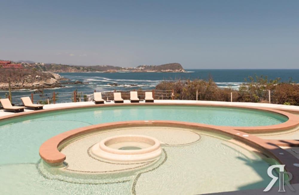 Punta Arrocito PH view 2
