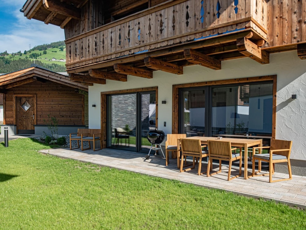 Chalet in Pinzgau Near Ski Slopes & Sauna