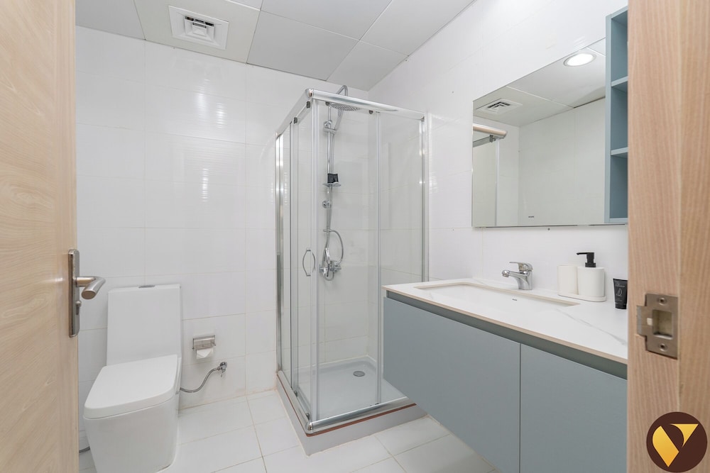 Spacious Pulse Smart Residence JVC