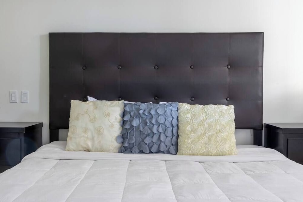 Find Peace at a Modern Ground Floor Condo