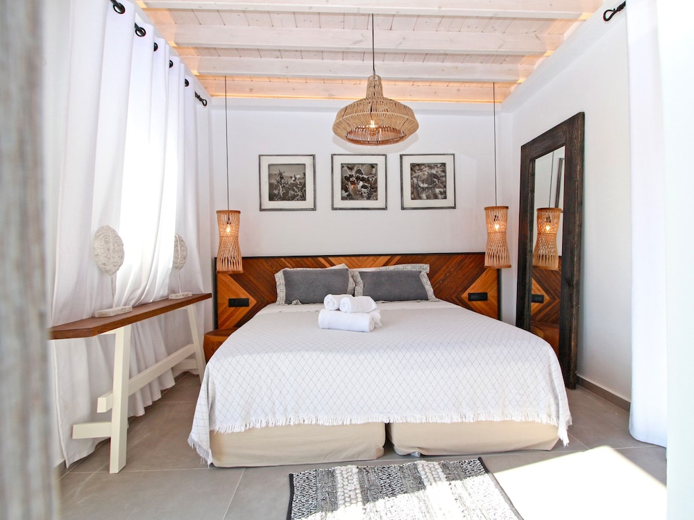 Enalion Suites Mykonos photo 3
