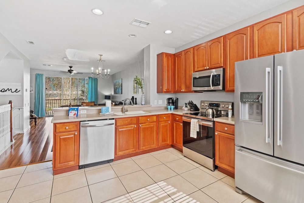 Vista Cay Swanky