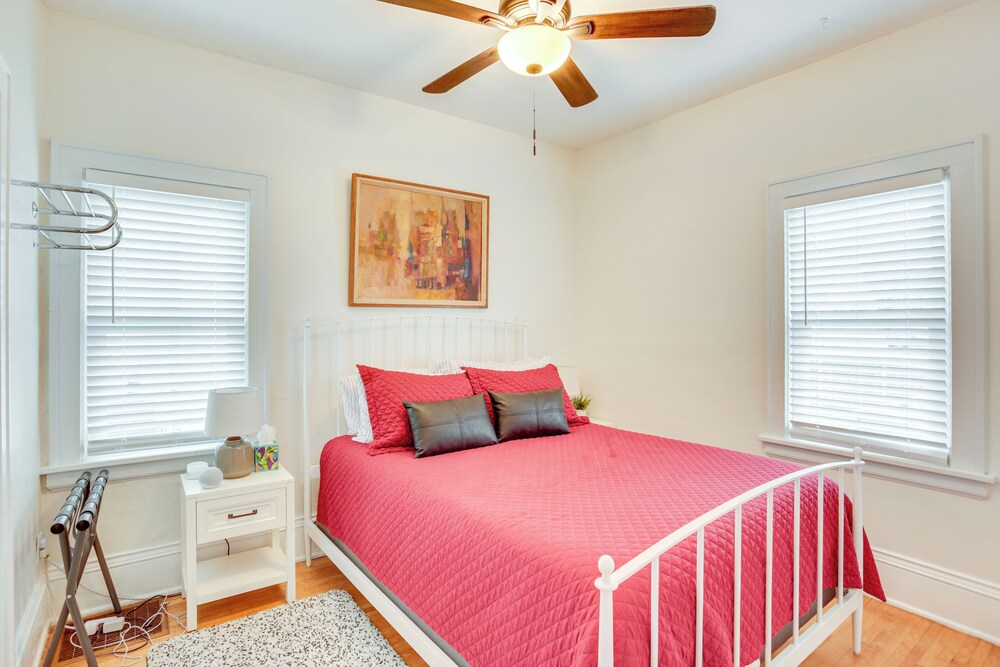 1008 Blue Dolphin 1 Bedroom Condo