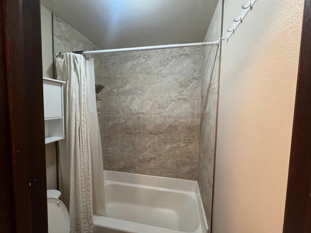 Dillon Valley East 2 Bed 2 Bath Dvjt