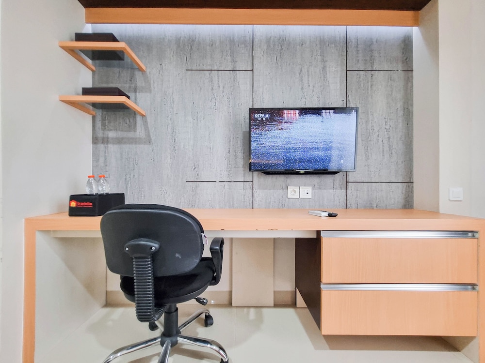 Comfy And Enjoyable Studio At Patraland Amarta Apartment