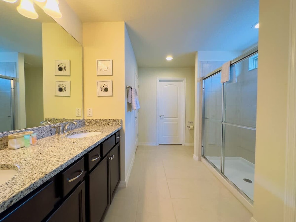 Villa Near Disney Themed Luxury 5Bd With Pool