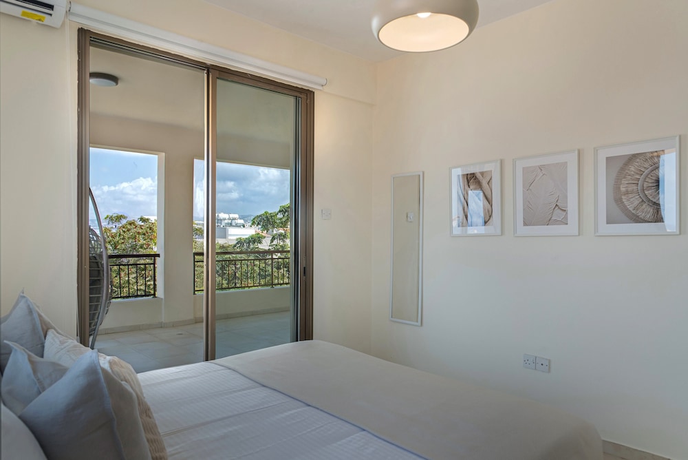 Phaedrus Living: Paphos Old Town Seaview Flat