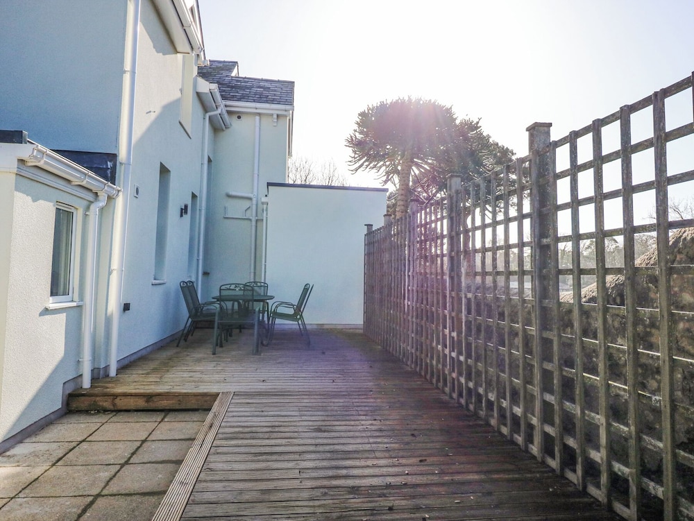 The Fir Grove Annex