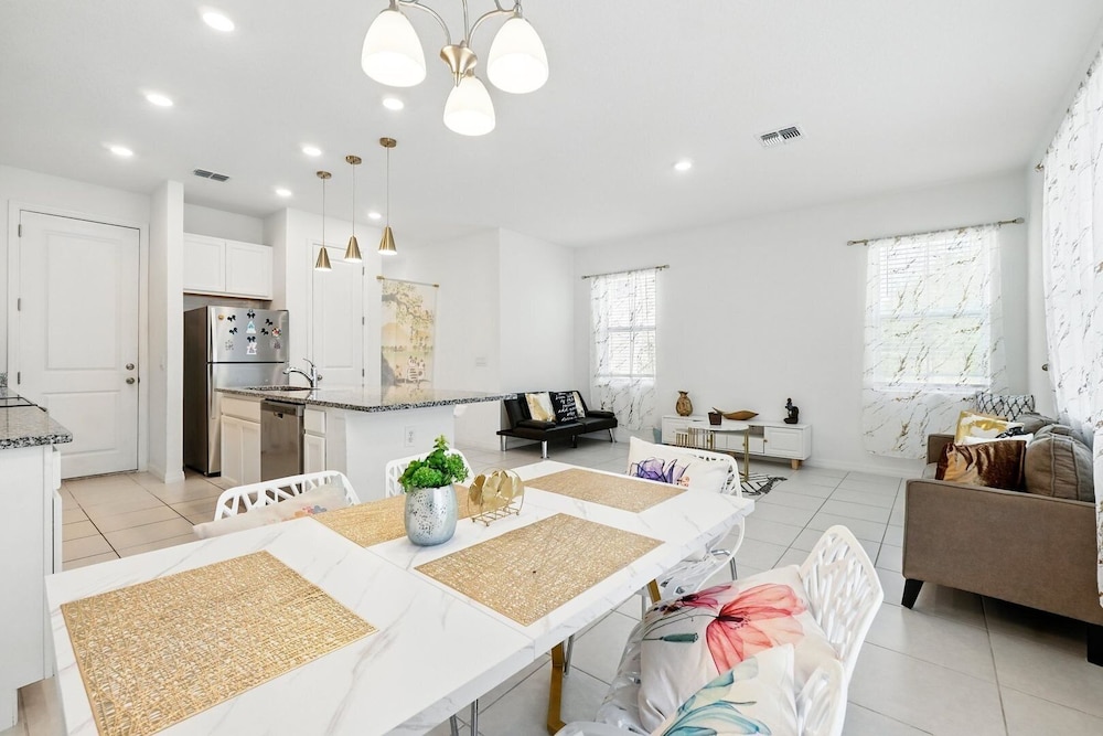 1421ds-the Enclaves At Festival 3 Bedroom Townhouse