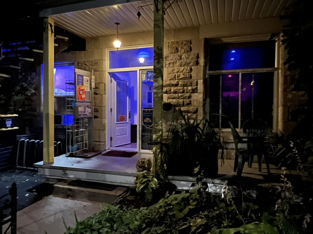 Pied-A-Terre Mont-Royal - Image 1