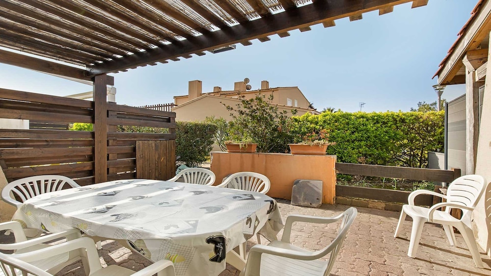 Charming Coastal Getaway in Agde