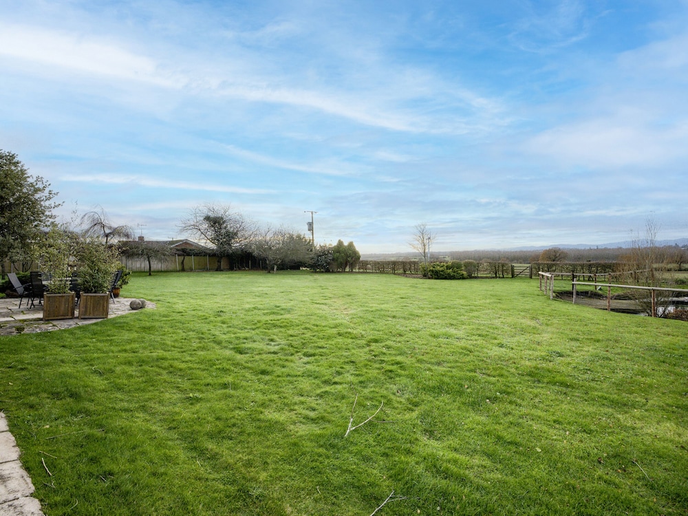Brickbarns Farm House