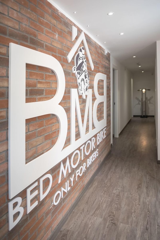 BMB Bed Motor Bike view 2