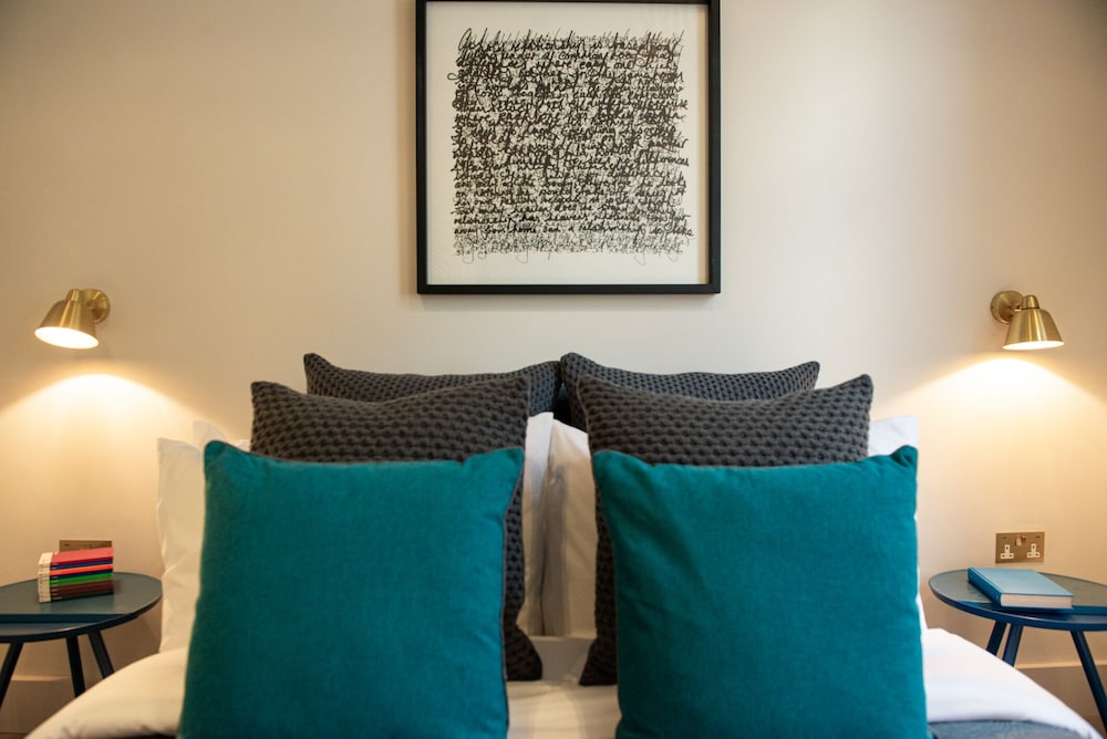 South Kensington by CAPITAL