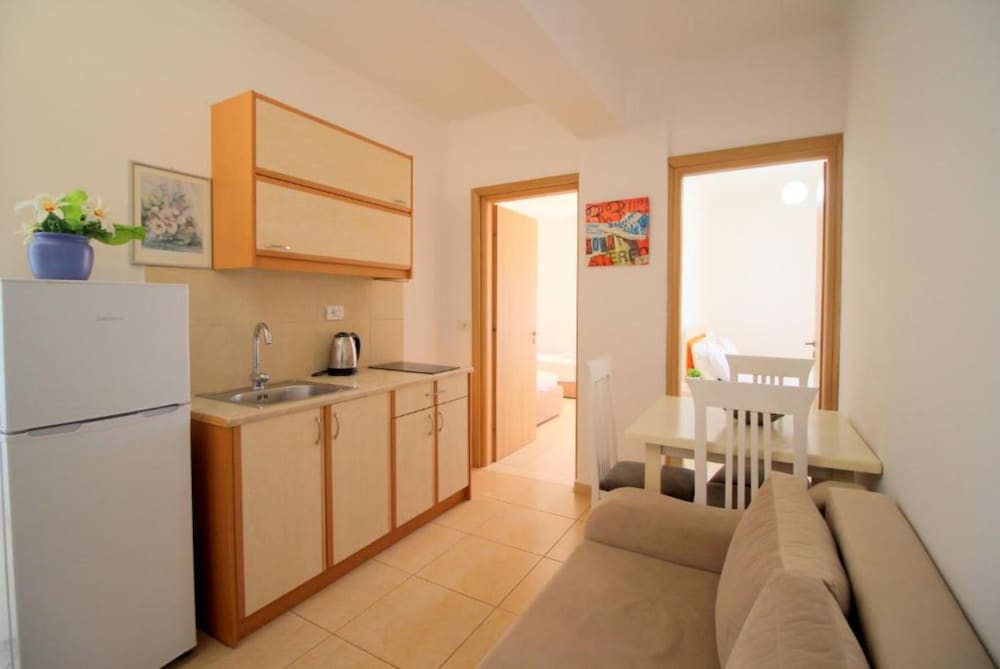 AR Apartments