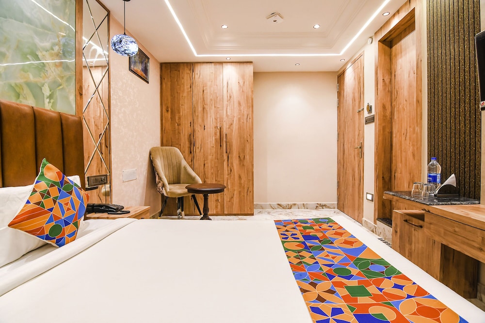 Fabhotel Prime Krishna Regency