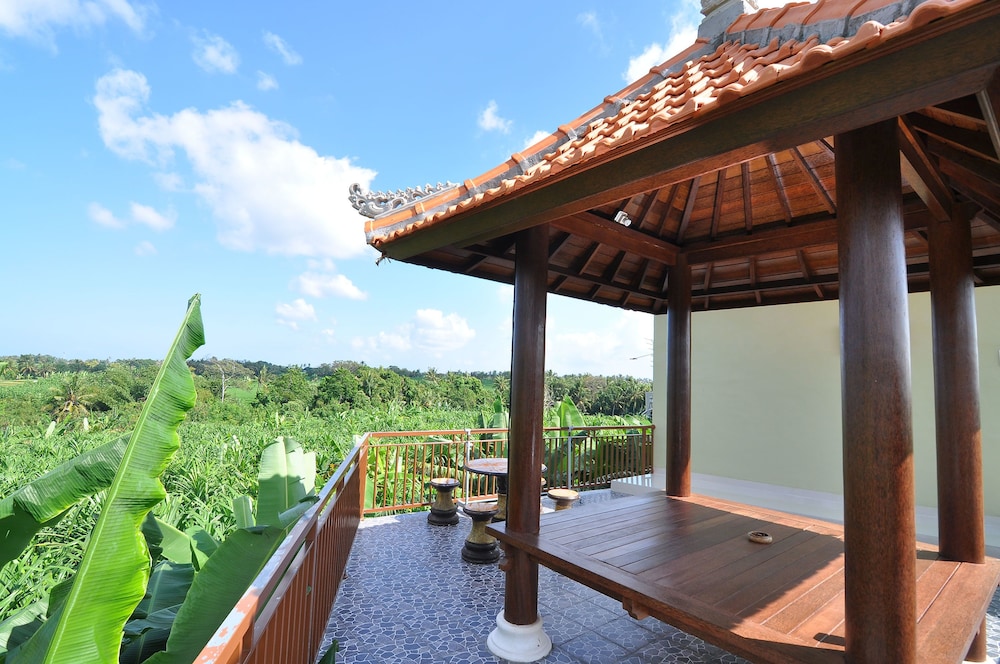 Cempaka Mas Guesthouse