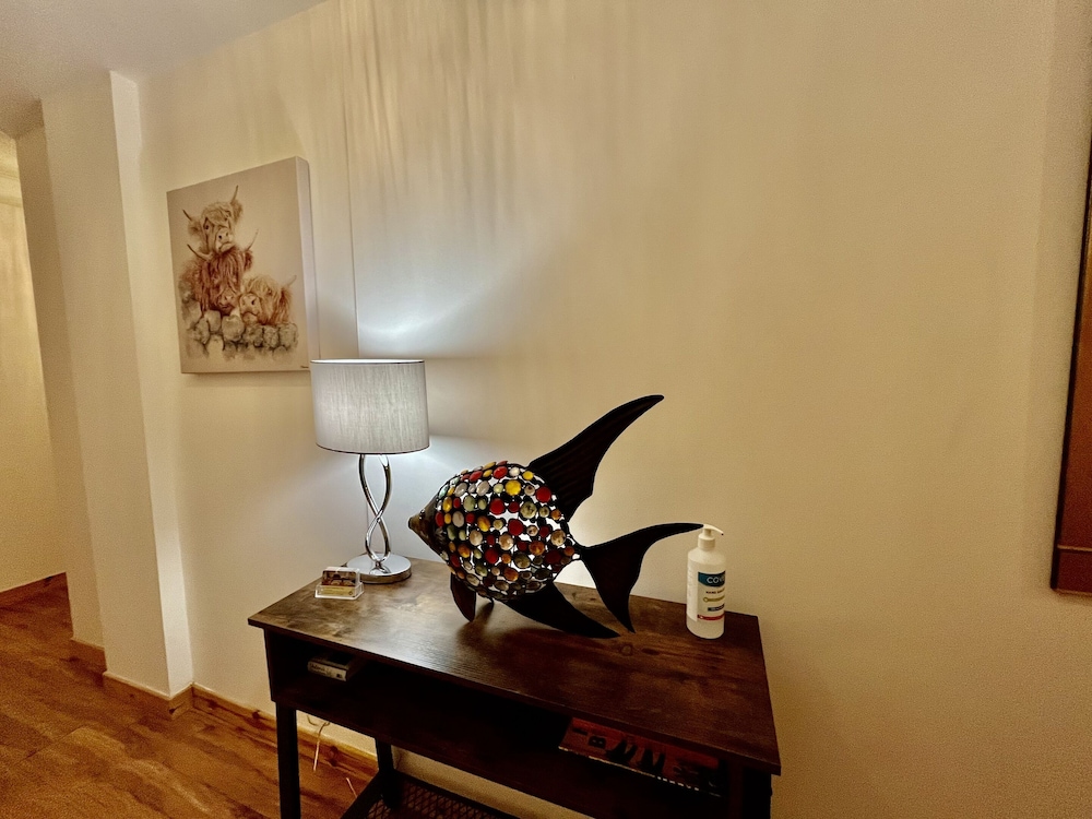 La Scala Inverness City Apartment view 3