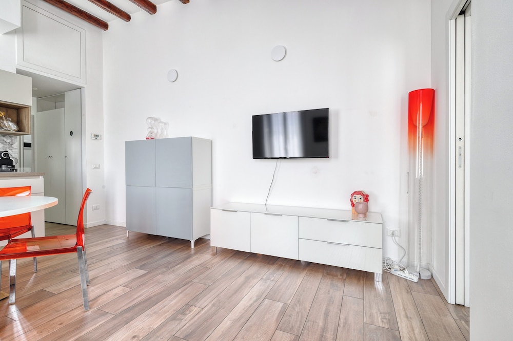 Lovely flat near Naviglio Grande