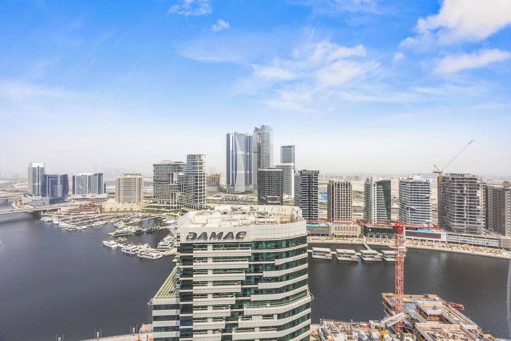 Luxury Apartments in Dubai Business Bay
