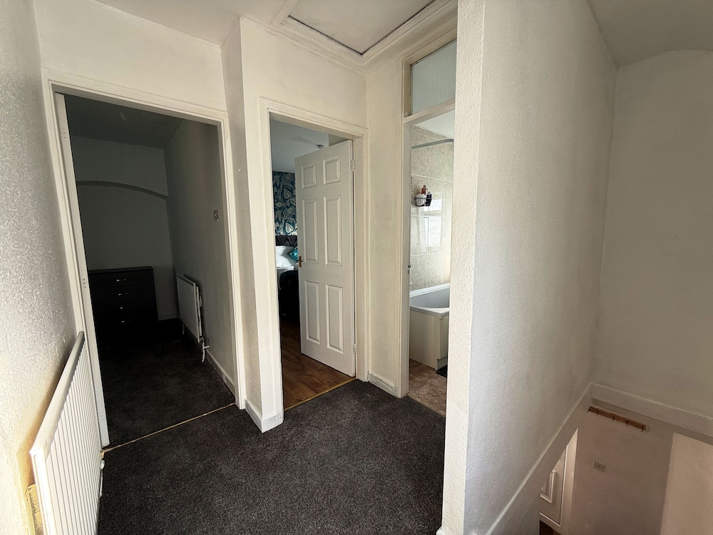 3 Bedroom House Near Arena