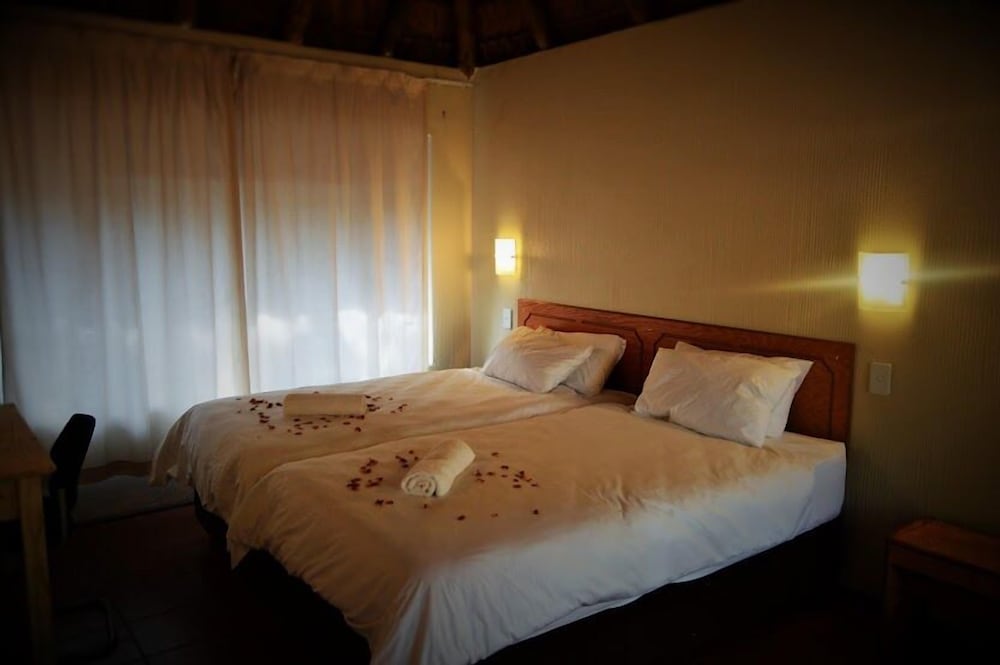 Ananda Lodge view 5