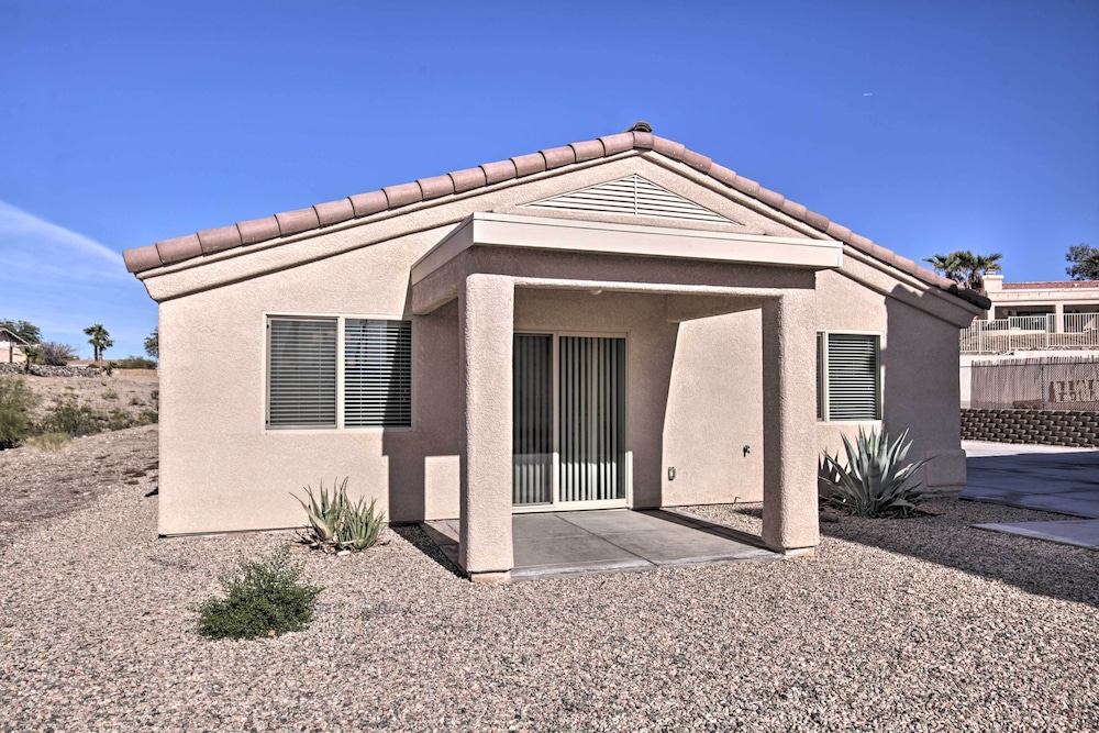3 Mi to Beach & Boat Launch: Lake Havasu Home!