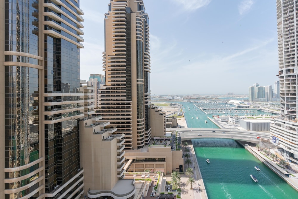 Vacay Lettings - Iris Blue