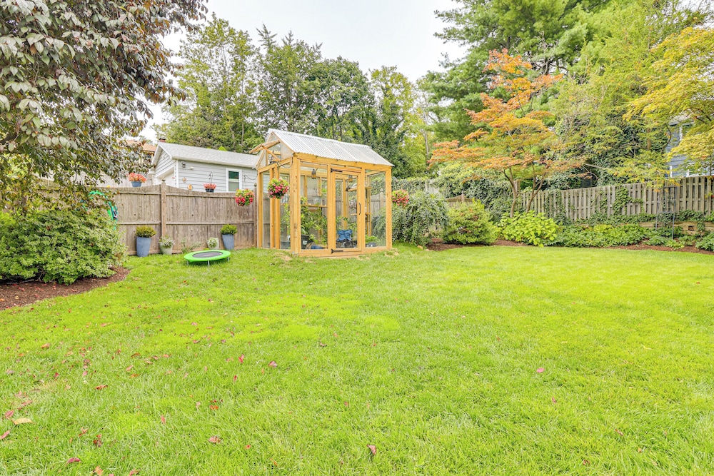Easy Train Access to Nyc! Elegant Family Retreat