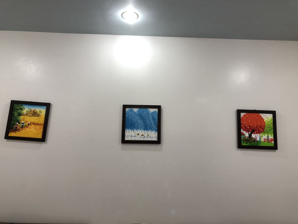 Cat Ba Central Hotel II - Hostel