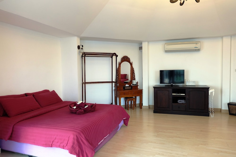 Nimmanoradee Resort