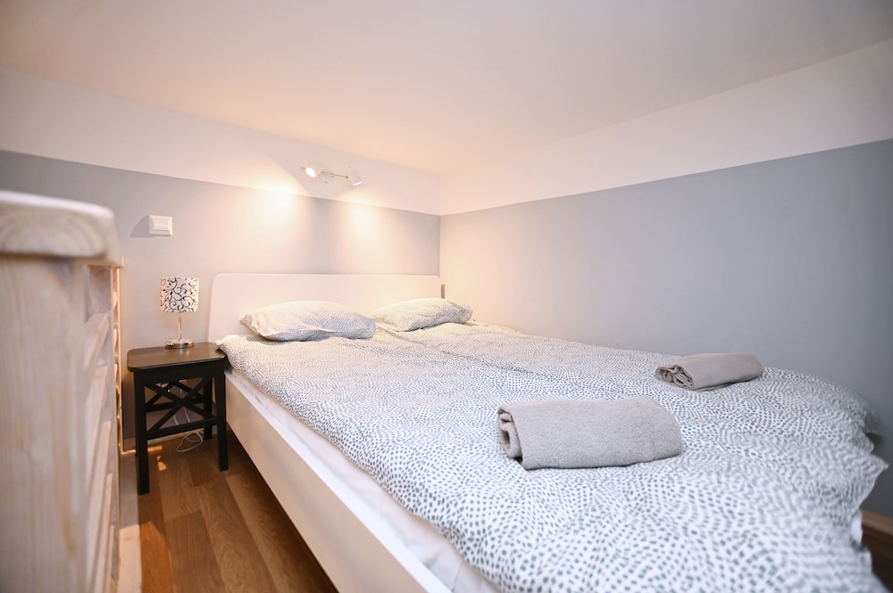 Saltic Deluxe by 3City Rentals view 5
